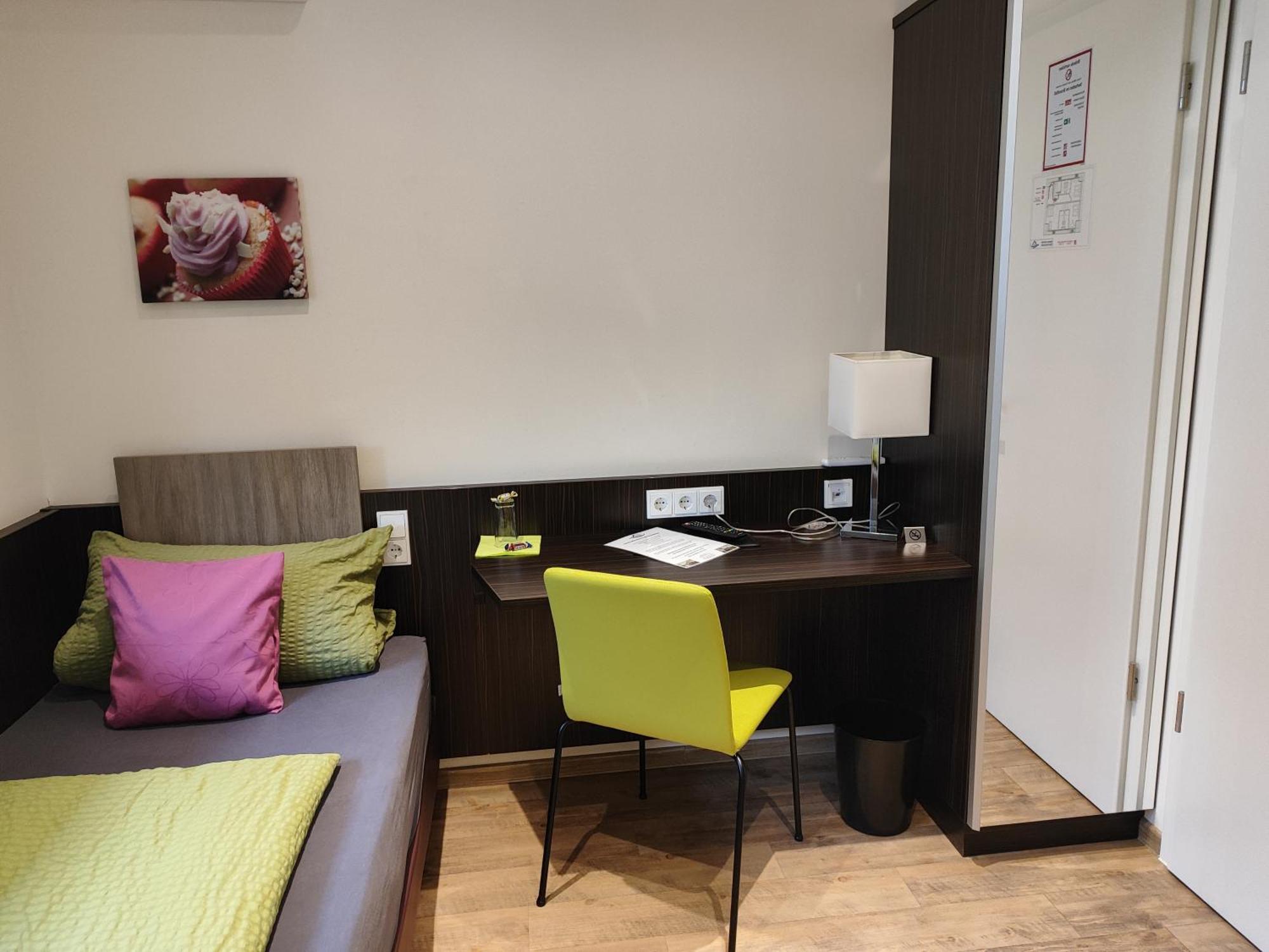 Hotel Gaestehaus Stock Zimmer Sahnehaeuble FDH 외부 사진